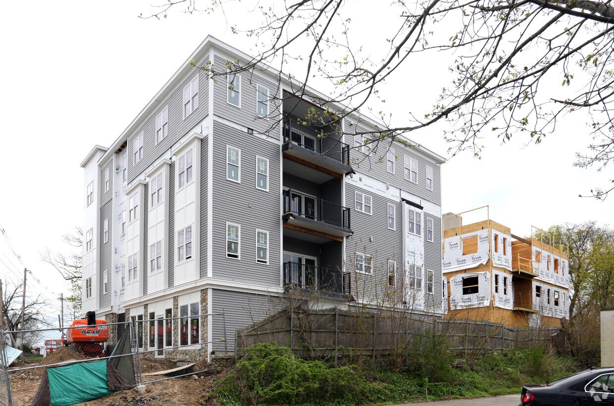 The Residences Downtown Apartments in Franklin, MA