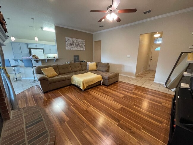 Foto del edificio - 4204 Tropicana Dr