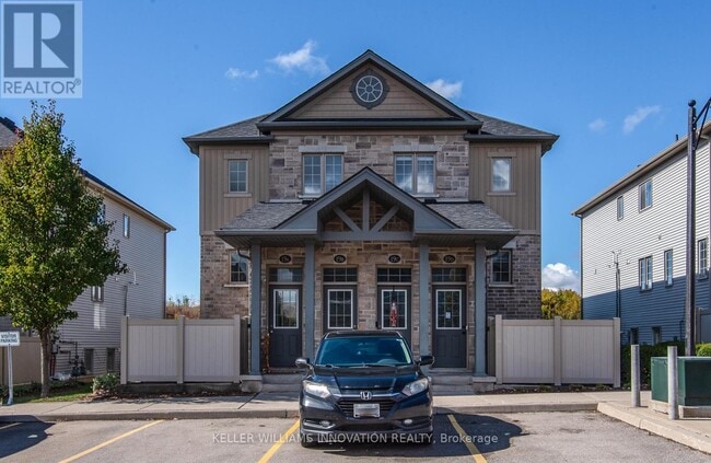 Photo du bâtiment - 388 Old Huron Rd