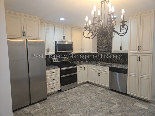 Foto del edificio - 2607 Dwight Pl