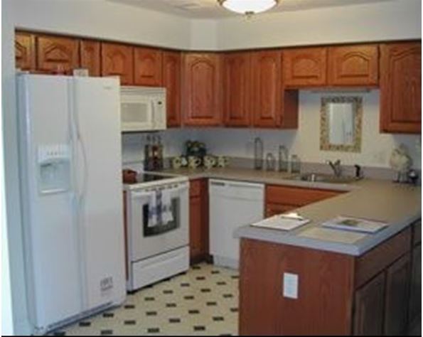 Foto principal - 24 Greenleaves Dr