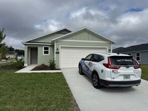 Building Photo - 3081 NE 38th St Building Photo - 3081 NE 38th St