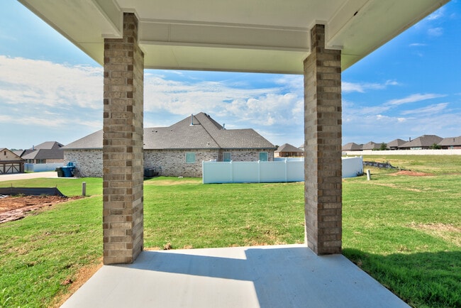 Building Photo - 12606 Shady Glen