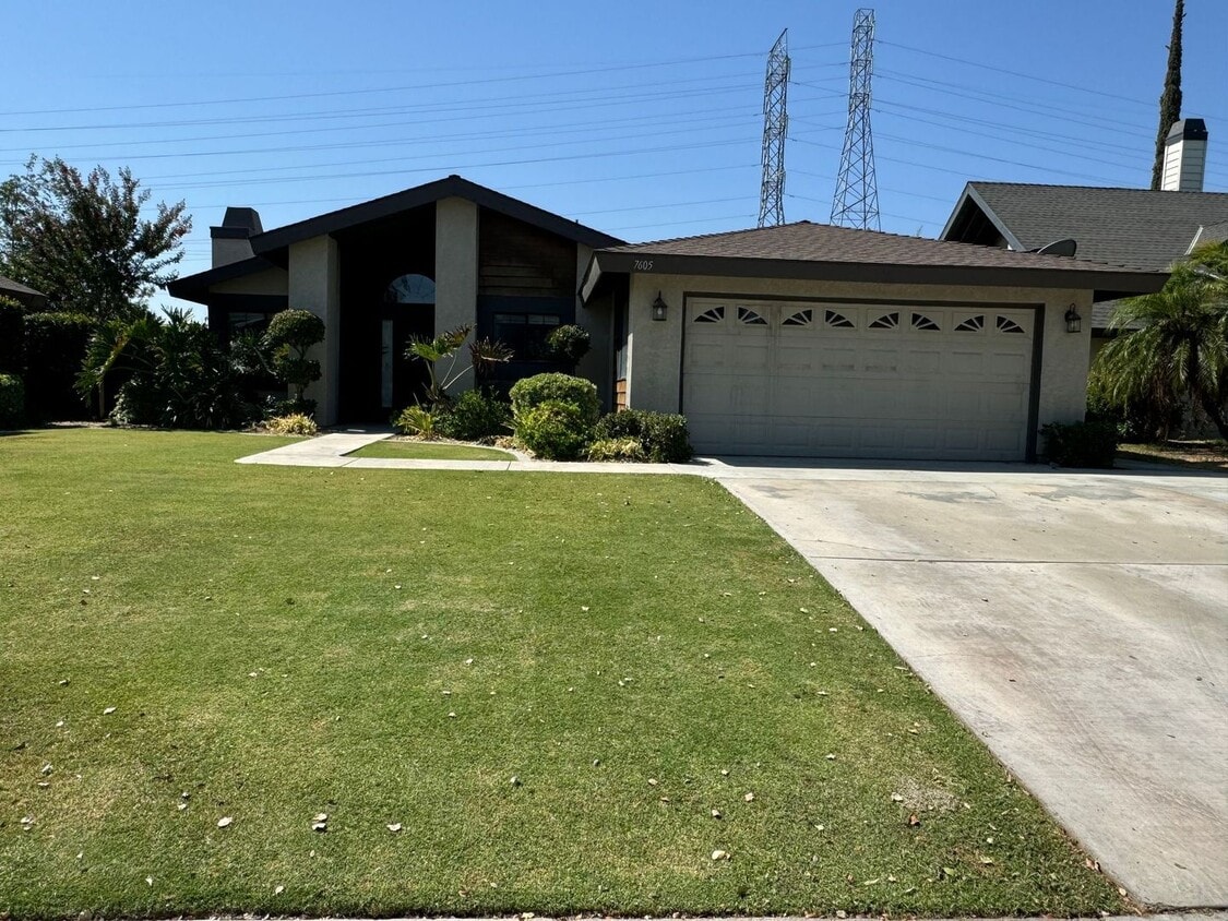 Primary Photo - Charming Southwest Home!