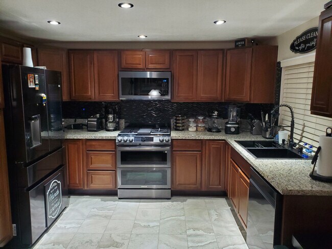 Building Photo - 22956 Scribner Dr