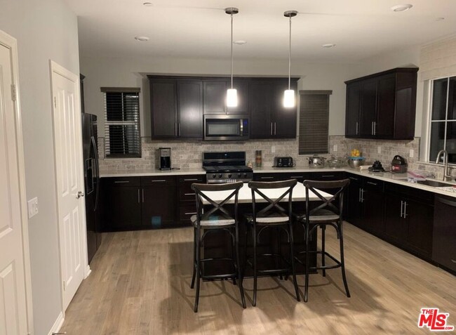 Building Photo - 17106 Provo Ln