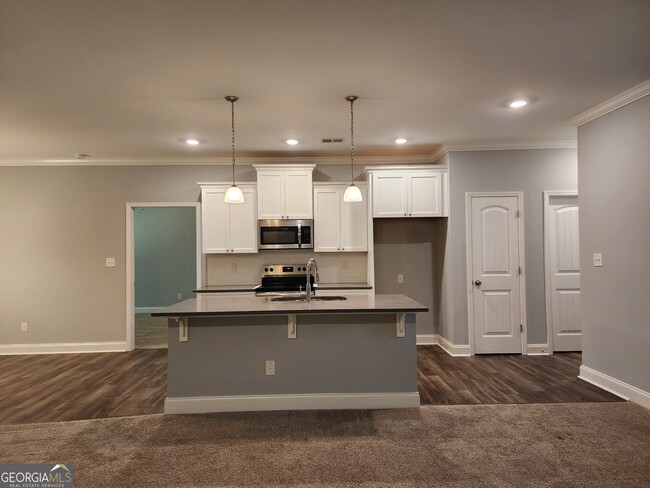 Building Photo - 154 Summer Grove Ln