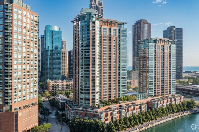 Foto del edificio - Riverview Condominiums