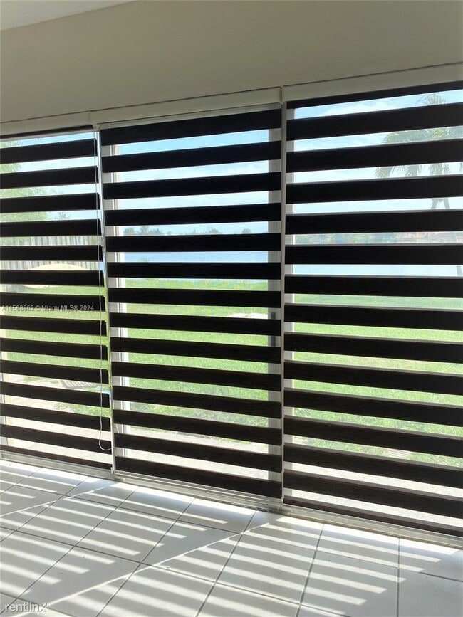 Building Photo - 4 br, 3 bath House - 13425 SW 122nd Ave