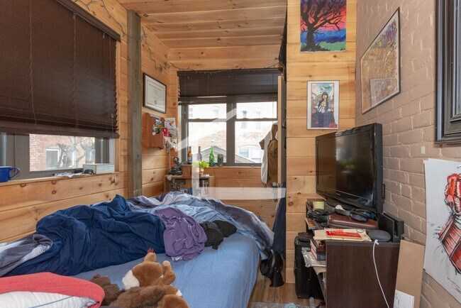 Foto del edificio - Beautiful 3 bd in Brookline