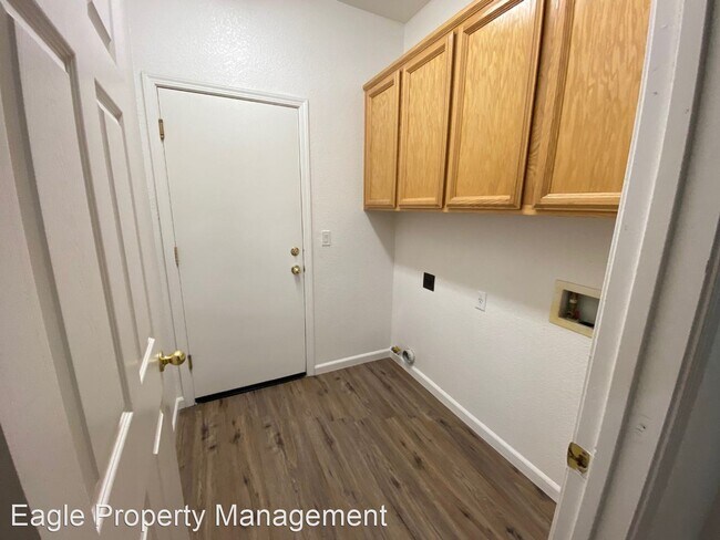 Building Photo - 4 br, 2 bath House - 9741 Marianna Way