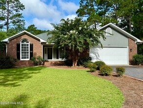 Building Photo - 1475 Monticello Dr