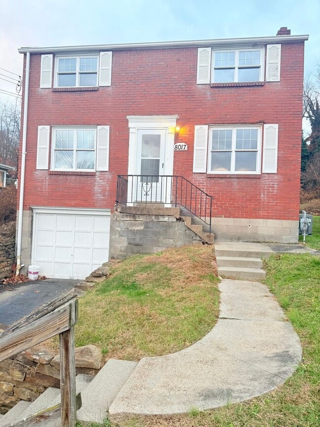 Building Photo - 8017 Thon Dr