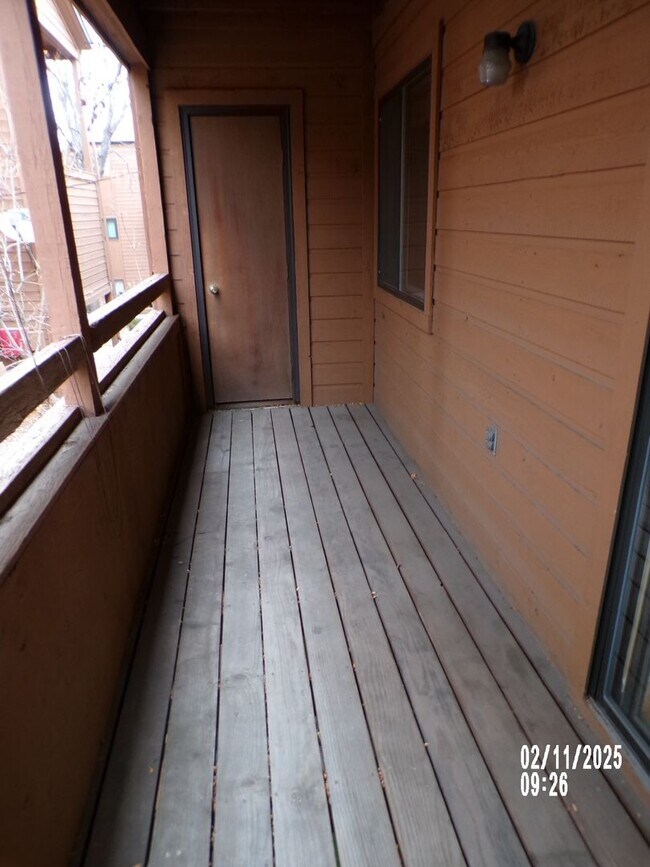 Photo - Welcoming Second Floor Condo!