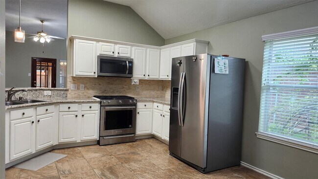 Building Photo - 7406 Cheeca Lodge Ln