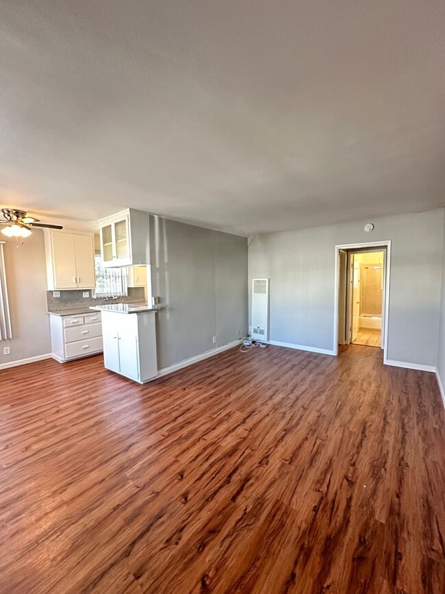 Building Photo - 4640 E 4th St