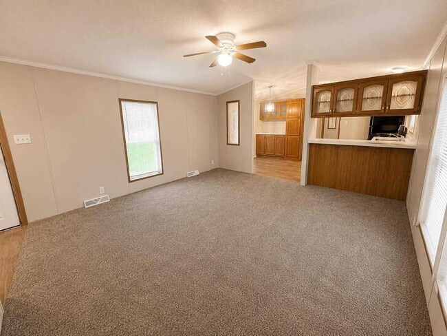 Building Photo - 3676 Willow Ct