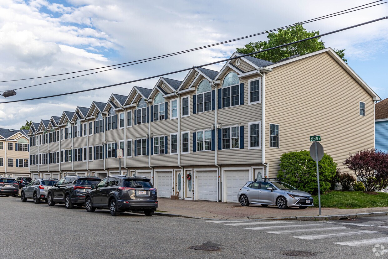 33-51 Alder St - Fieldstone Crossing