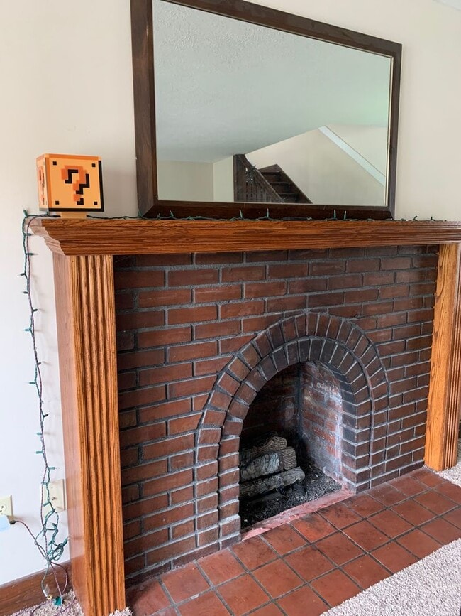 Foto del edificio - Beautiful, Historical 3 Bedroom House - Available August 2026!