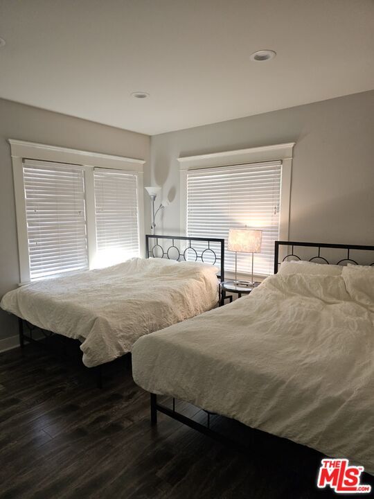 Foto del edificio - 1610 6th Ave