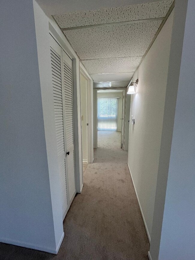 Building Photo - 5908 Cedros Avenue