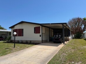 Building Photo - 706 Hyacinth Cir