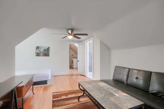 Building Photo - 3409 Portola Ave