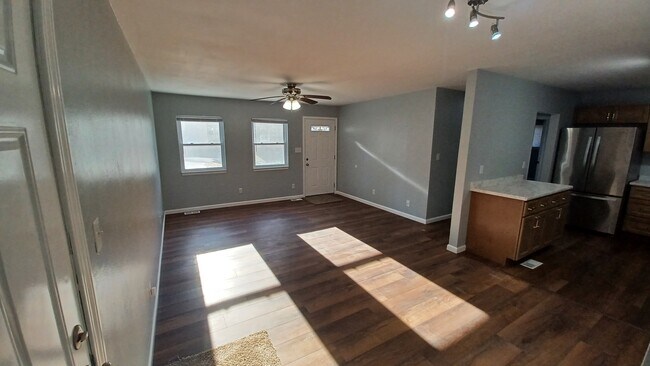 Foto del edificio - 1836 Engle