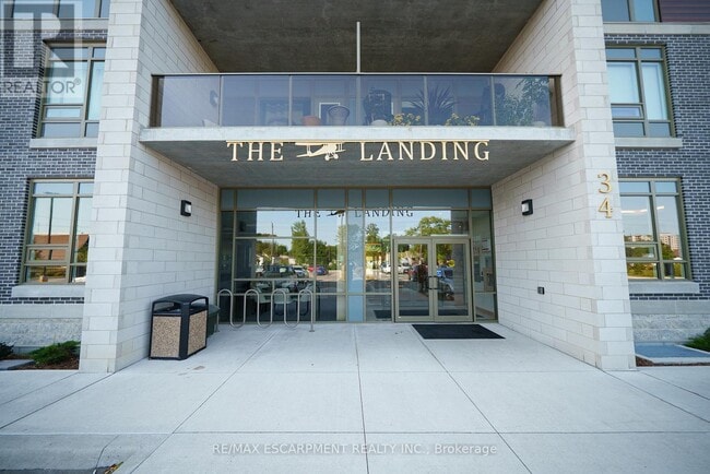 Building Photo - 34 Norman St