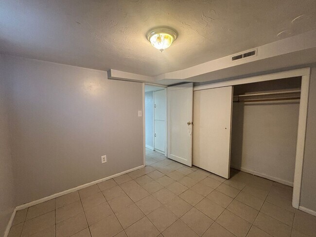 Foto del edificio - 618-624 W Wyeth