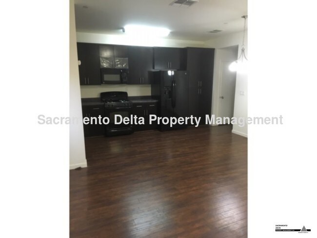 Building Photo - Modern Loft Living in West Sac!!