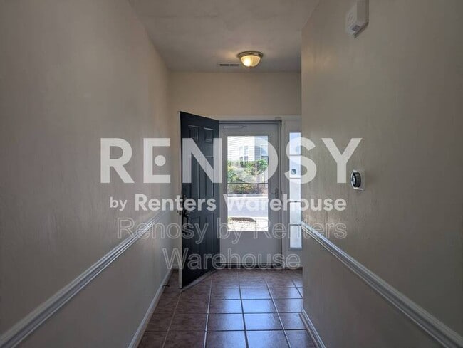 Building Photo - 5520 Summer Crescent