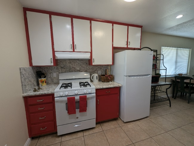 Foto del edificio - 31100 Ruth Hill Rd