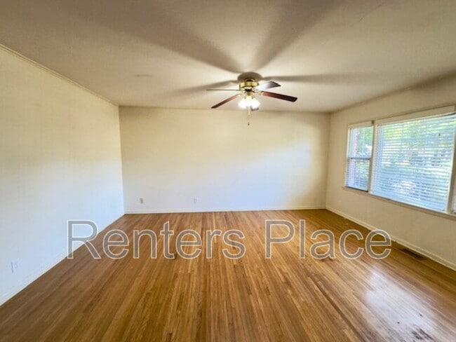 Foto del edificio - 5637 S Yorktown Pl