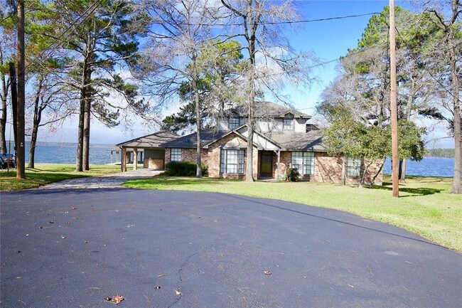 Building Photo - 14011 Hunters Glen