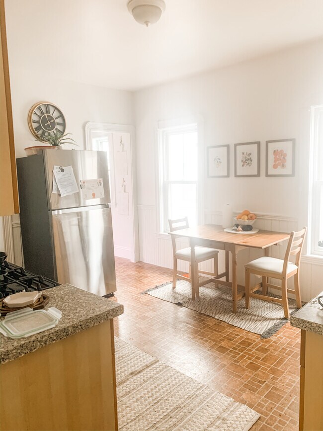 Foto del edificio - 268 Willow Ave