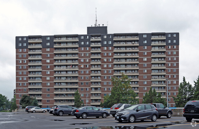 Photo du bâtiment - Springbank Village