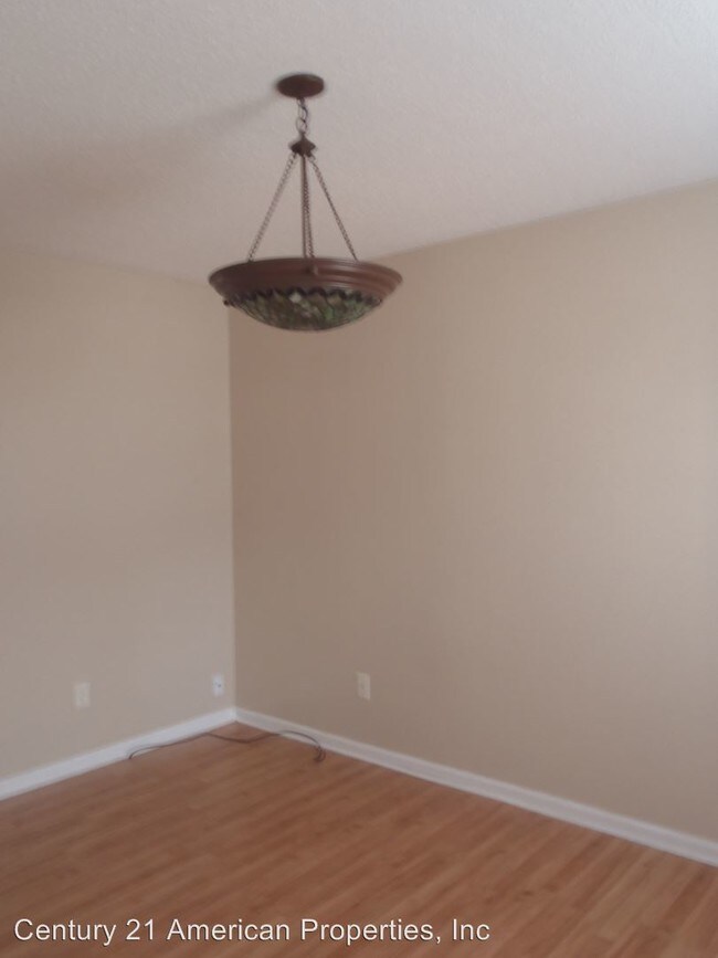 Building Photo - 108 Yellowwood Dr