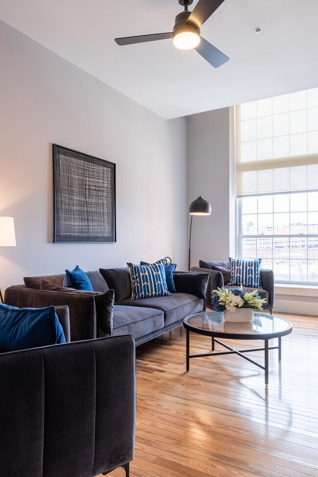 Foto del edificio - The Lofts at Waumbec Mill