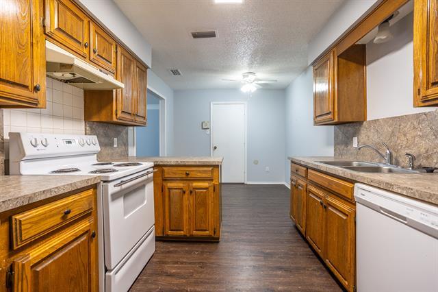 Foto del edificio - 362 S Stewart Ave