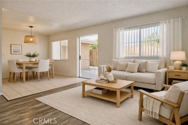 Foto del edificio - 17102 Emerald Ln