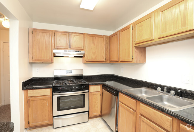 1BR, 1BA - 798 SF - Shenandoah Station