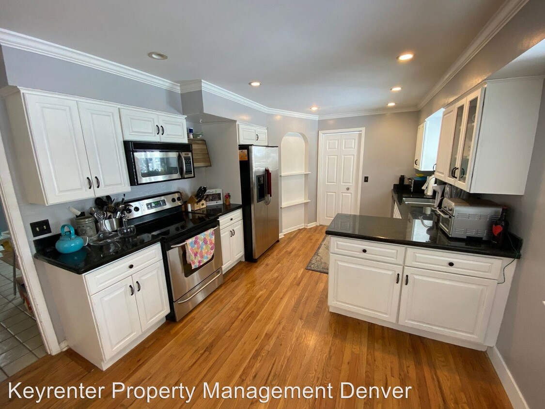 Primary Photo - 5 br, 3 bath House - 451 Nome Street