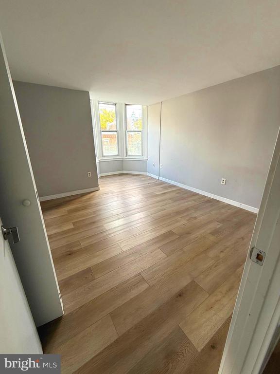 Foto principal - 3500 Ainslie St