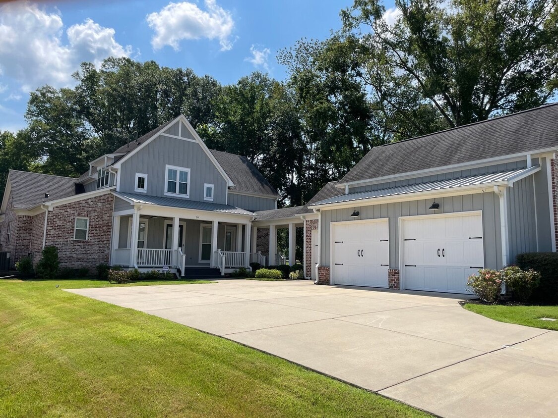 Primary Photo - Lease this Absolutely Stunning Home Today ...