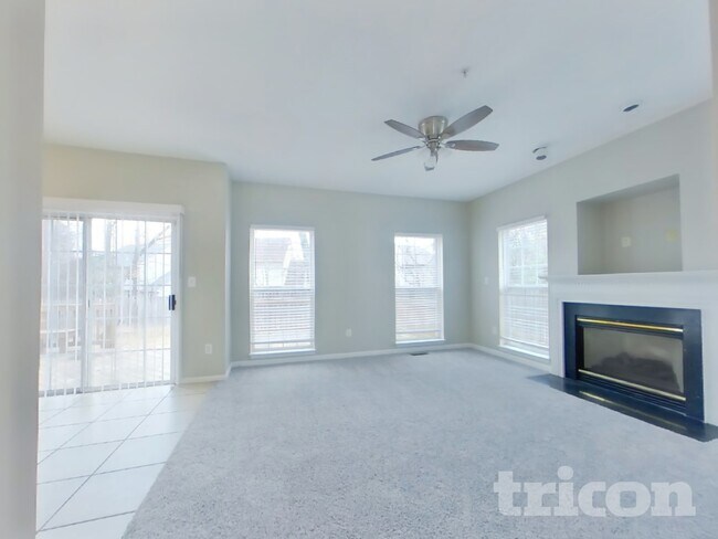 Foto del edificio - 7904 Bardwell Ct