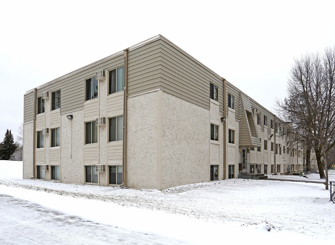 Building Photo - Manitou Ridge Apartments