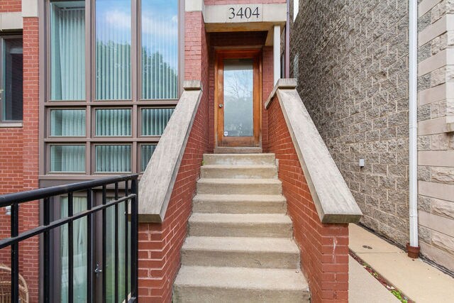 Building Photo - 3404 N Seminary Ave