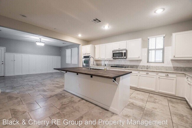 Foto del edificio - 3 br, 2.5 bath House - 3216 Jevonda Avenue