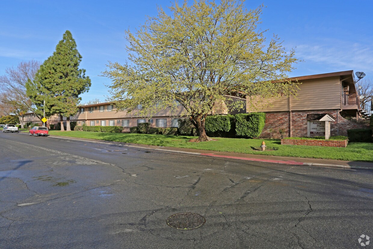 Ashley Place Apartments Sacramento, CA